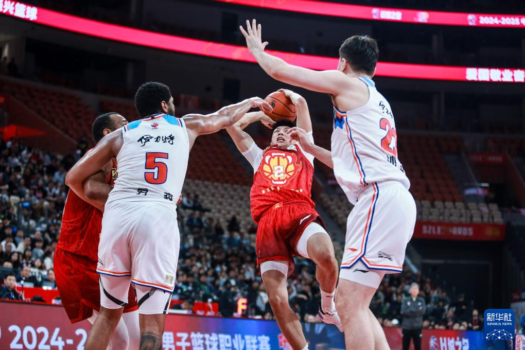 Kaiyun中国官网-包含深圳男篮战术微调备战CBA常规赛上海申花临场应变备战国王杯，这操作让人直呼：本菲卡状态回暖备战全明星赛的词条